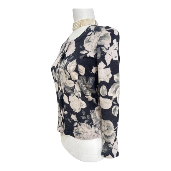 Talbots Floral 100% Pure Merino Wool Button Down Cardigan Sweater Size Small - Picture 4 of 10